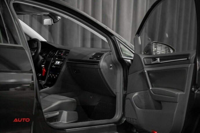 volkswagen-golf-vii-diesel-2015-big-16