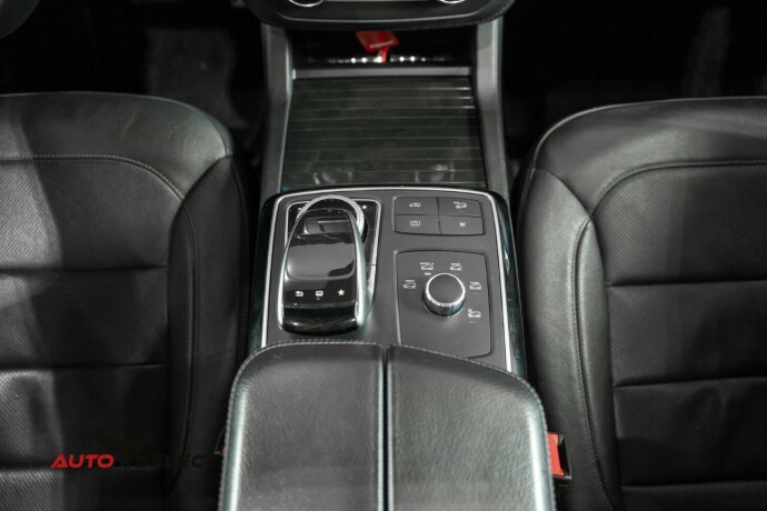 mercedes-benz-gle450-bensin-2016-big-45