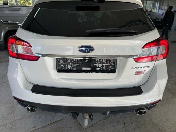 subaru-levorg-bensin-2016-big-6