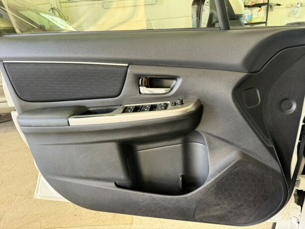 subaru-levorg-bensin-2016-big-34