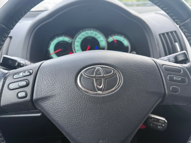 toyota-corolla-verso-diesel-2004-big-12