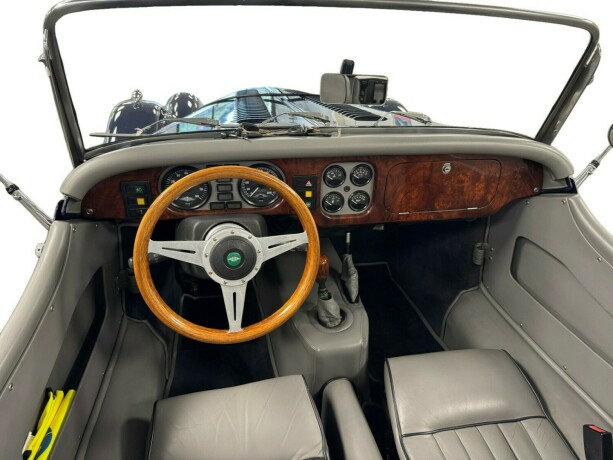 morgan-44-bensin-2001-big-7