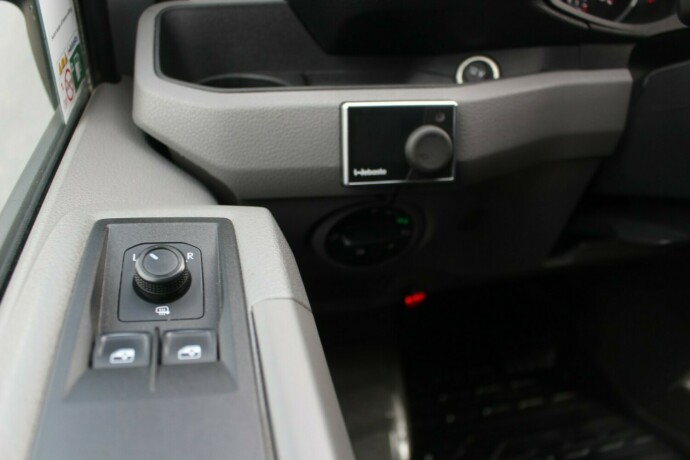 volkswagen-crafter-diesel-2021-big-12