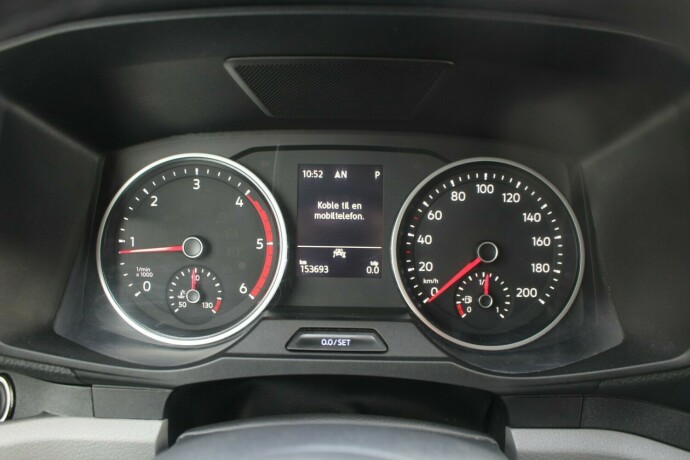 volkswagen-crafter-diesel-2021-big-13