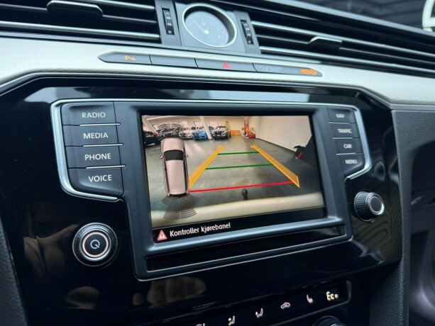volkswagen-passat-elektrisitetbensin-2017-big-15