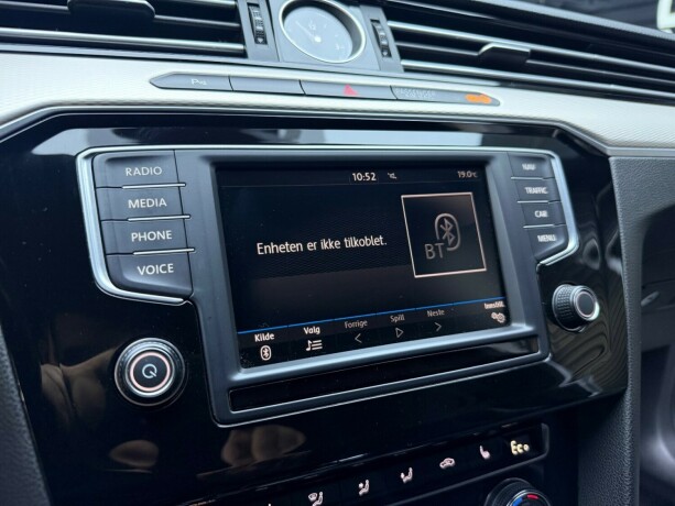 volkswagen-passat-elektrisitetbensin-2017-big-16