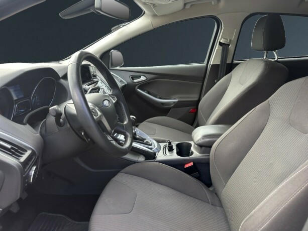 ford-focus-diesel-2011-big-8