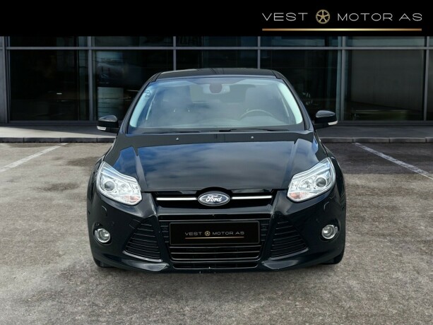 ford-focus-diesel-2011-big-1
