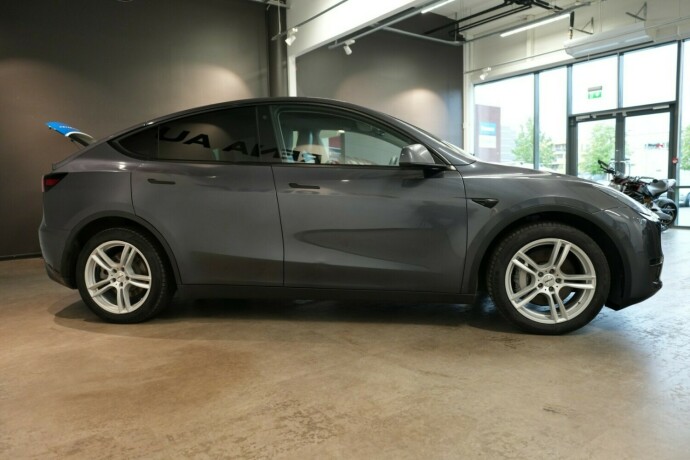 tesla-model-y-elektrisitet-2022-big-5