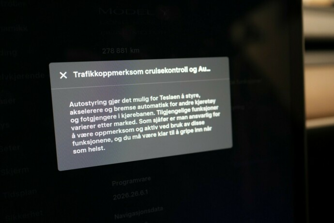 tesla-model-y-elektrisitet-2022-big-30