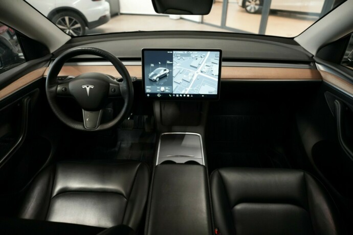 tesla-model-y-elektrisitet-2022-big-11