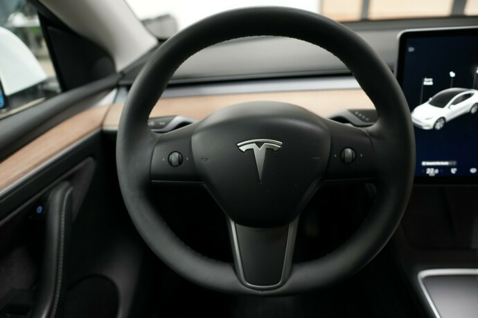 tesla-model-y-elektrisitet-2021-big-12