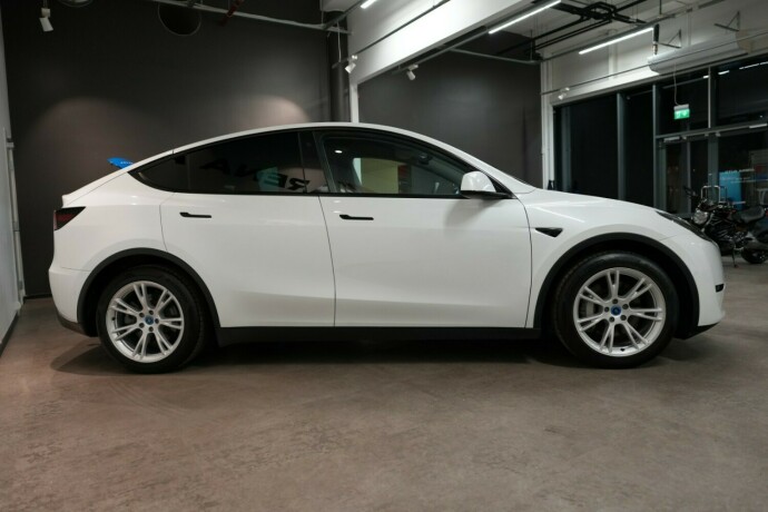 tesla-model-y-elektrisitet-2021-big-5
