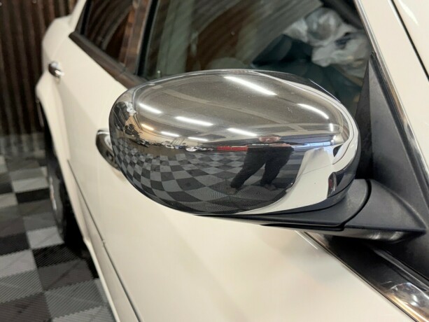 chrysler-300c-bensin-2005-big-6