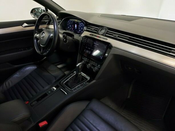 volkswagen-passat-alltrack-diesel-2019-big-23