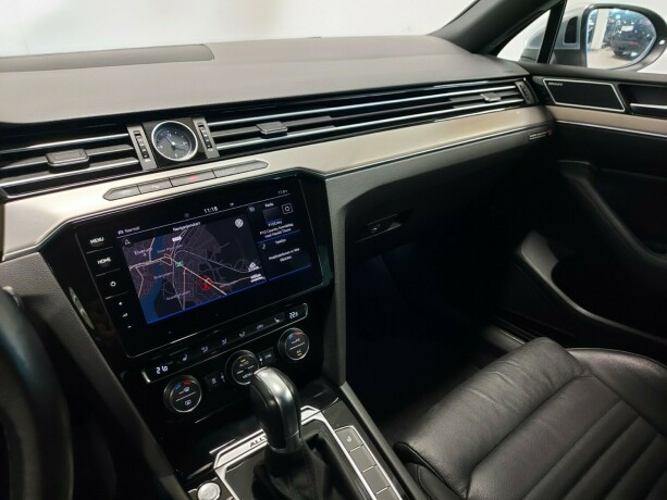 volkswagen-passat-alltrack-diesel-2019-big-50