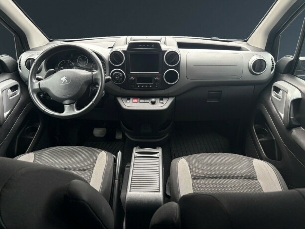 peugeot-partner-diesel-2017-big-13