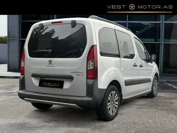 peugeot-partner-diesel-2017-big-7