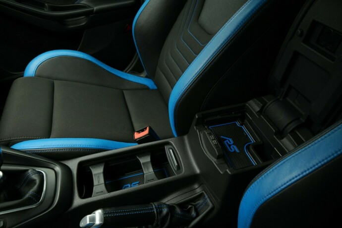 ford-focus-bensin-2017-big-21