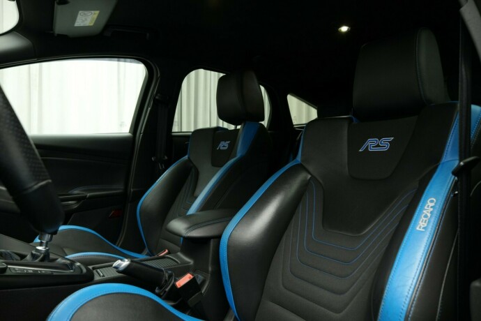 ford-focus-bensin-2017-big-18
