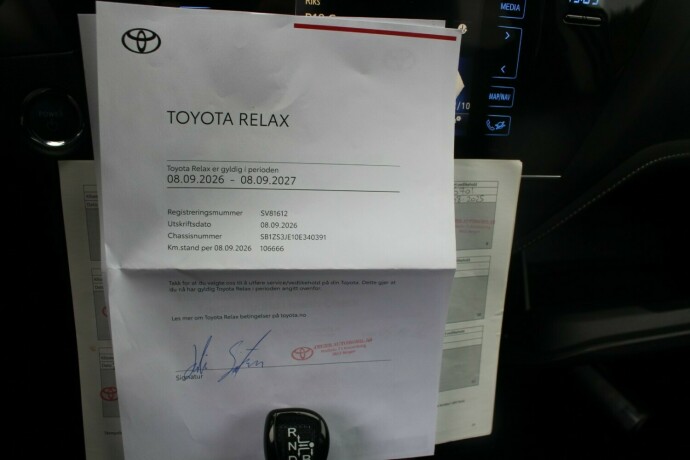 toyota-auris-elektrisitetbensin-2017-big-21