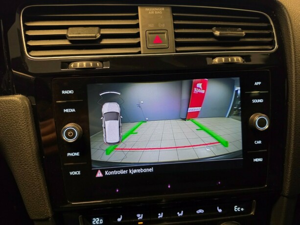 volkswagen-golf-vii-plug-in-petrol-2018-big-22