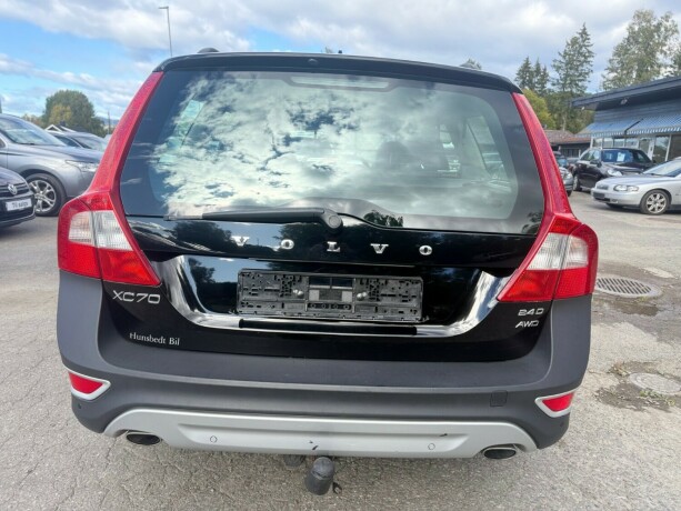 volvo-xc-70-diesel-2009-big-5
