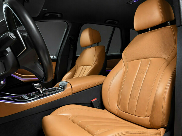 bmw-x5-elektrisitetbensin-2020-big-6
