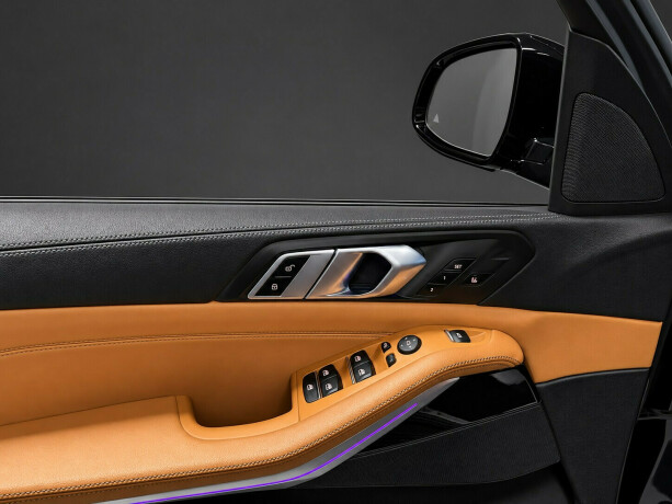 bmw-x5-elektrisitetbensin-2020-big-25
