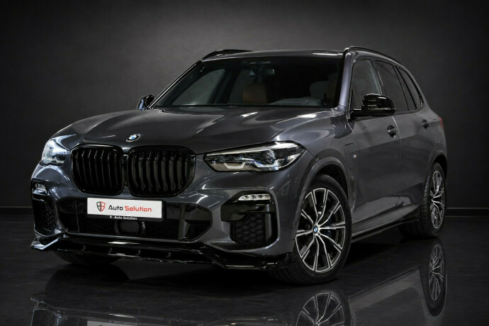 bmw-x5-elektrisitetbensin-2020-big-0