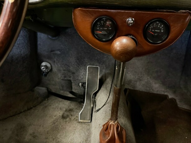 volkswagen-karmann-ghia-bensin-1957-big-19