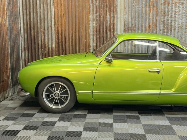 volkswagen-karmann-ghia-bensin-1957-big-10