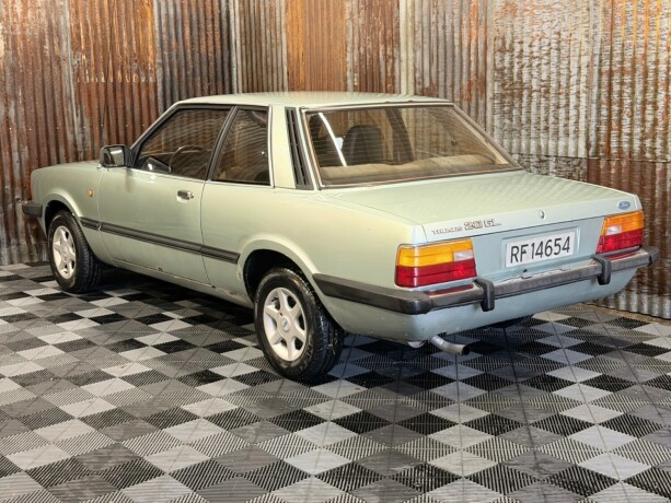 ford-taunus-bensin-1981-big-8