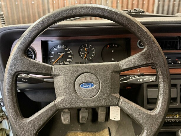 ford-taunus-bensin-1981-big-21