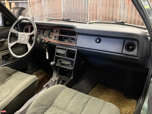 ford-taunus-bensin-1981-big-29