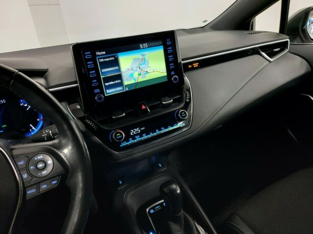 toyota-corolla-elektrisitetbensin-2020-big-39