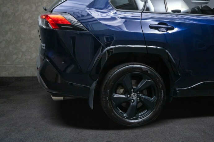 toyota-rav4-elektrisitetbensin-2019-big-8