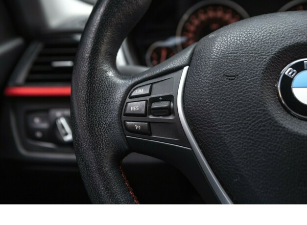 bmw-316i-bensin-2015-big-16