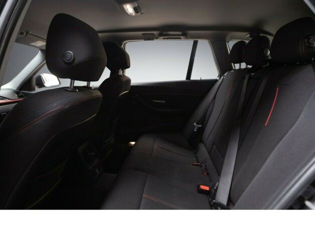 bmw-316i-bensin-2015-big-26
