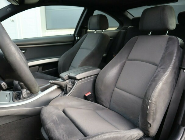 bmw-320d-diesel-2010-big-14