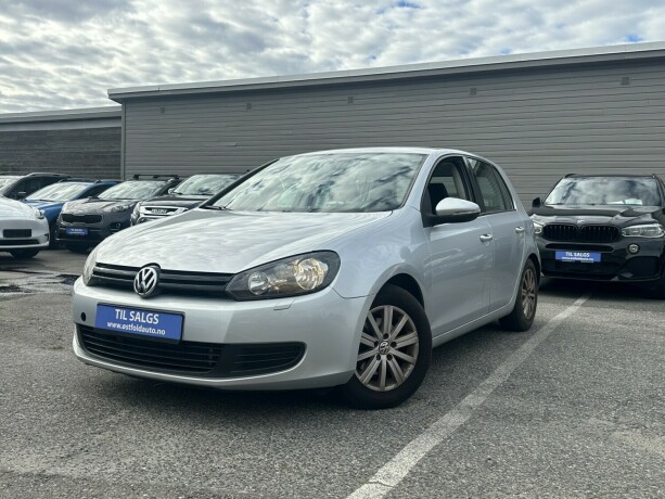 volkswagen-golf-vi-diesel-2010-big-0