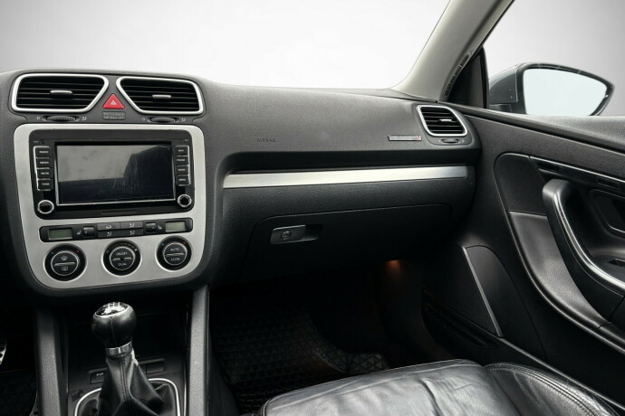 volkswagen-eos-bensin-2006-big-29