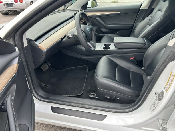 tesla-model-3-elektrisitet-2022-big-14