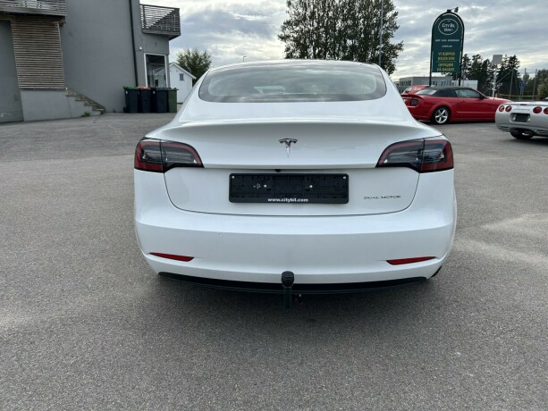 tesla-model-3-elektrisitet-2022-big-5