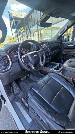 chevrolet-silverado-1500-bensin-2022-big-9
