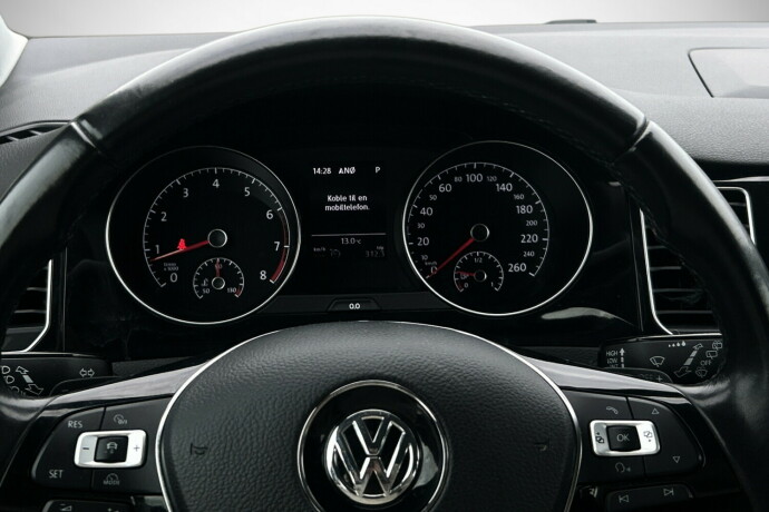 volkswagen-golf-sportsvan-bensin-2018-big-10