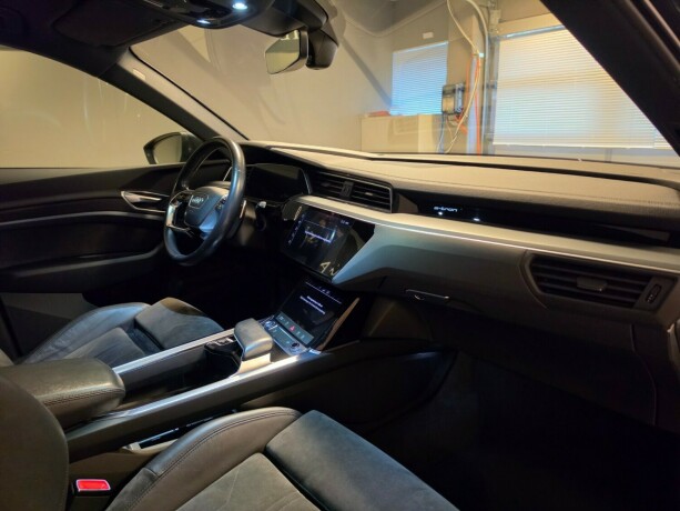 audi-e-tron-elektrisitet-2020-big-12