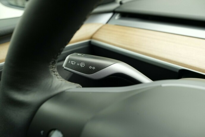 tesla-model-y-elektrisitet-2023-big-21