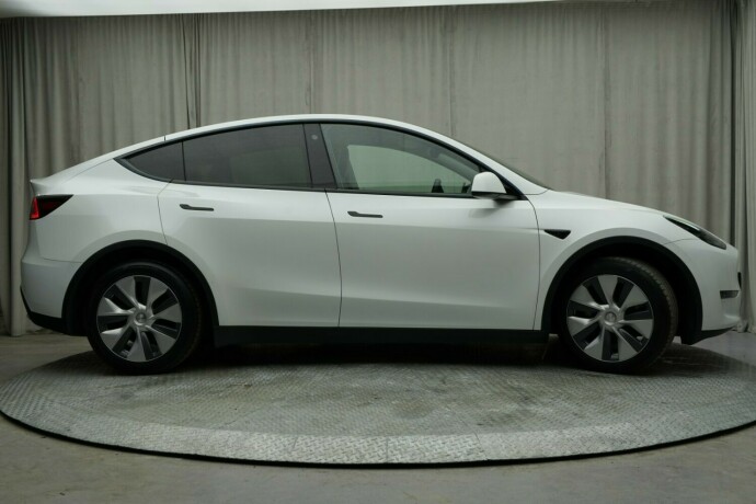 tesla-model-y-elektrisitet-2023-big-11