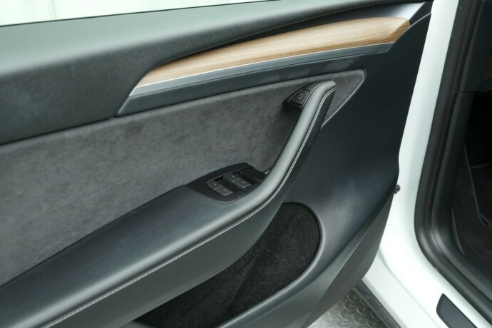 tesla-model-y-elektrisitet-2023-big-17